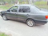 Volkswagen Vento 1992 года за 1 200 000 тг. в Шымкент – фото 4