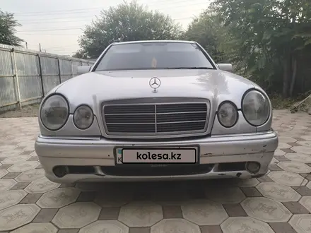 Mercedes-Benz E 280 1997 года за 3 400 000 тг. в Тараз – фото 3