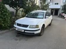 Volkswagen Passat, 2000