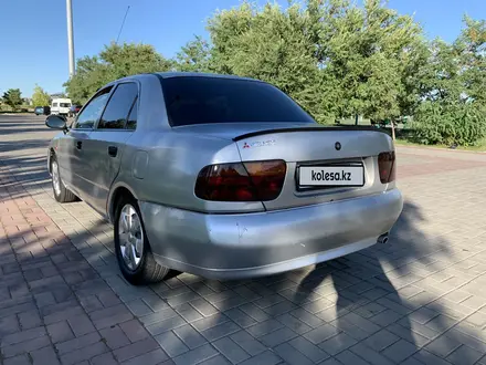 Mitsubishi Carisma 1997 года за 1 250 000 тг. в Талдыкорган – фото 5