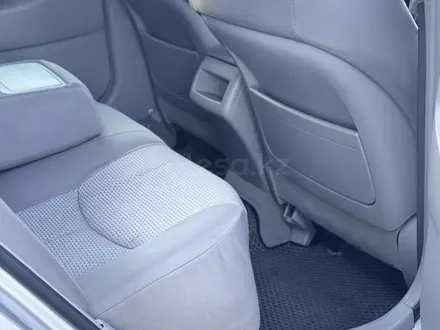 Toyota Camry 2010 года за 5 900 000 тг. в Актобе – фото 16