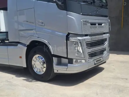 Volvo  FH 2020 года за 47 000 000 тг. в Шымкент – фото 22