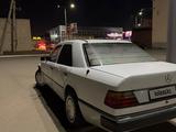 Mercedes-Benz E 260 1990 годаfor1 200 000 тг. в Кокшетау – фото 5