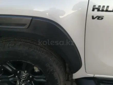 Toyota Hilux 2022 года за 21 500 000 тг. в Актобе – фото 5