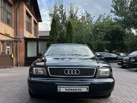 Audi A8 1997 года за 1 600 000 тг. в Алматы – фото 2