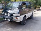 Mitsubishi Delica 1993 годаүшін1 600 000 тг. в Алматы – фото 3