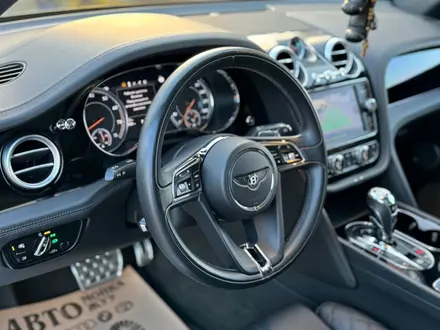 Bentley Bentayga 2016 года за 68 000 000 тг. в Астана – фото 12