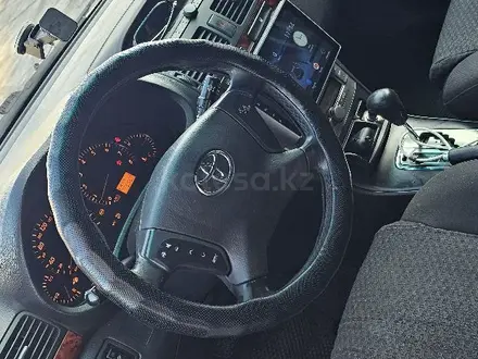Toyota Avensis 2004 года за 4 000 000 тг. в Астана – фото 4