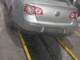 Volkswagen Passat 2007 года за 100 000 тг. в Караганда