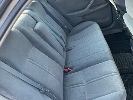 Toyota Camry 2001 года за 5 000 000 тг. в Караганда – фото 8