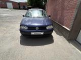 Volkswagen Golf 1998 года за 1 600 000 тг. в Алматы