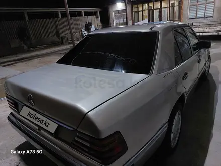 Mercedes-Benz E 230 1992 года за 1 500 000 тг. в Шымкент – фото 5
