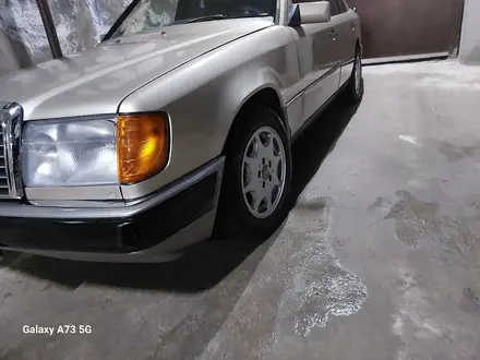 Mercedes-Benz E 230 1992 года за 1 500 000 тг. в Шымкент – фото 8