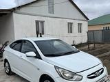 Hyundai Solaris 2012 года за 4 350 000 тг. в Атырау – фото 2