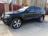 Jeep Grand Cherokee 2014 года за 15 000 000 тг. в Уральск – фото 3