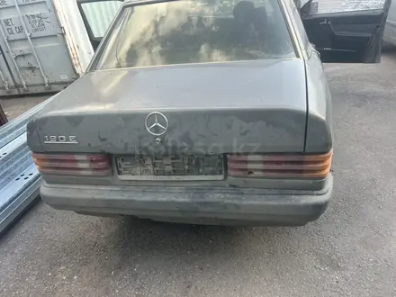 Mercedes-Benz 190 1992 года за 350 000 тг. в Астана – фото 2