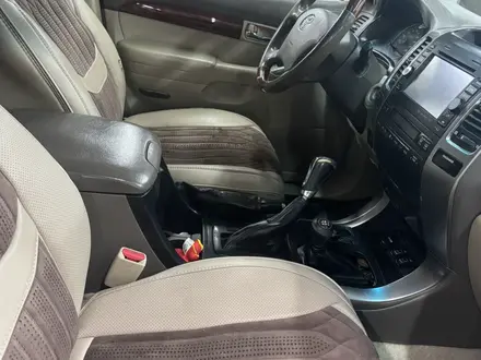 Toyota Land Cruiser Prado 2005 года за 12 800 000 тг. в Астана – фото 5