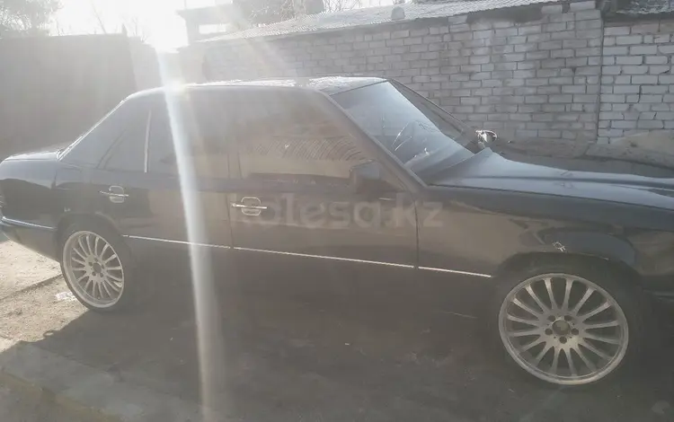 Mercedes-Benz E 230 1992 годаүшін1 500 000 тг. в Семей