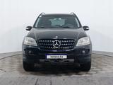 Mercedes-Benz ML 350 2006 года за 5 250 000 тг. в Астана – фото 2