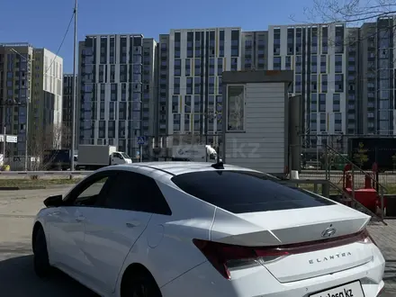 Hyundai Elantra 2022 года за 9 900 000 тг. в Алматы – фото 8