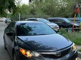 Toyota Camry 2013 годаfor6 500 000 тг. в Актобе – фото 3