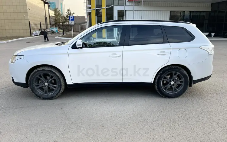 Mitsubishi Outlander 2012 года за 8 600 000 тг. в Павлодар