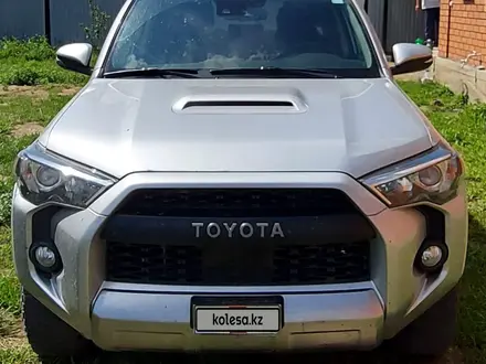 Toyota 4Runner 2020 года за 18 500 000 тг. в Актобе