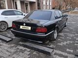 BMW 740 1994 годаfor2 000 000 тг. в Атырау