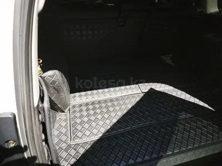 Toyota Land Cruiser Prado 2019 года за 23 500 000 тг. в Алматы – фото 9