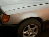 Mercedes-Benz E 230 1989 годаfor1 300 000 тг. в Шу – фото 3