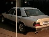 Mercedes-Benz E 230 1989 годаfor1 300 000 тг. в Шу – фото 4