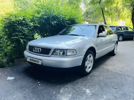 Audi A8 1994 года за 2 500 000 тг. в Алматы – фото 2