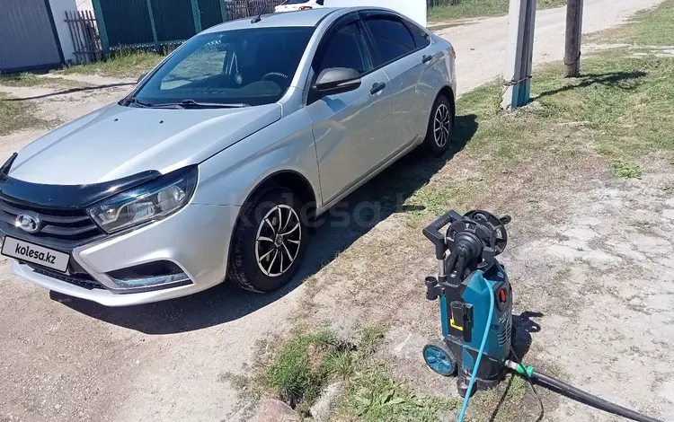 ВАЗ (Lada) Vesta 2017 года за 3 850 000 тг. в Усть-Каменогорск