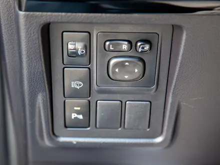 Toyota Land Cruiser Prado Comfort 2016 года за 18 900 000 тг. в Алматы – фото 20