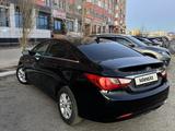 Hyundai Sonata 2010 года за 5 500 000 тг. в Актобе – фото 3