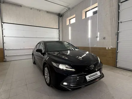 Toyota Camry 2019 года за 13 000 000 тг. в Кызылорда
