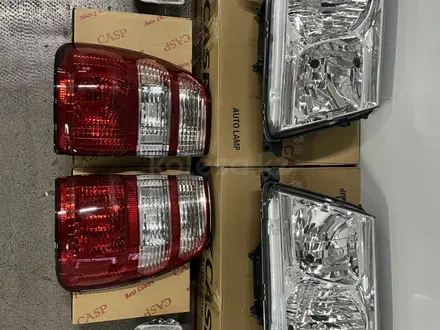 Фара на Toyota Land Cruiser 100 за 25 000 тг. в Алматы