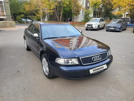 Audi A8 1995 года за 4 000 000 тг. в Астана