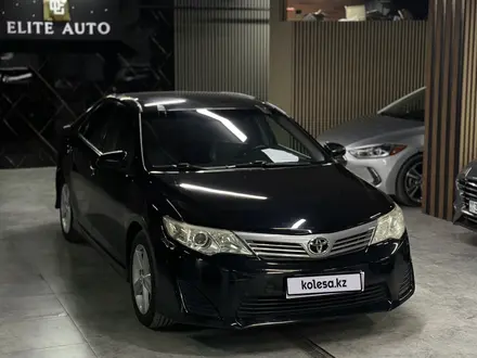 Toyota Camry 2013 года за 8 500 000 тг. в Астана – фото 2