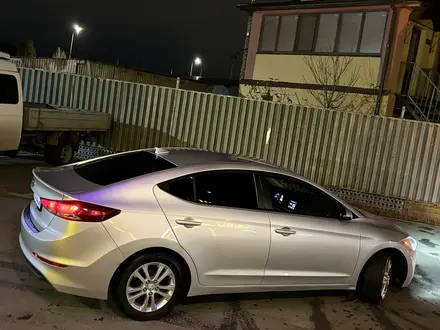 Hyundai Elantra 2018 года за 5 000 000 тг. в Атырау – фото 6