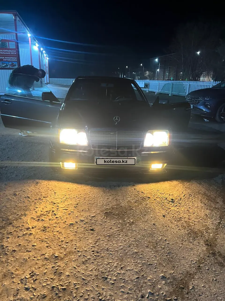 Mercedes-Benz E-Class, 1993