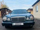 Mercedes-Benz E 230 1996 года за 2 150 000 тг. в Талдыкорган – фото 3