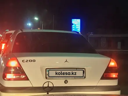 Mercedes-Benz C 200 1994 года за 1 400 000 тг. в Караганда – фото 4