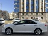 Toyota Camry 2013 года за 10 500 000 тг. в Астана – фото 2