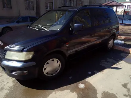 Mitsubishi Space Wagon 2001 года за 2 800 000 тг. в Тараз – фото 3