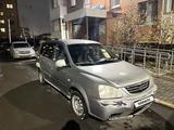 Kia Carens 2003 года за 2 000 000 тг. в Астана