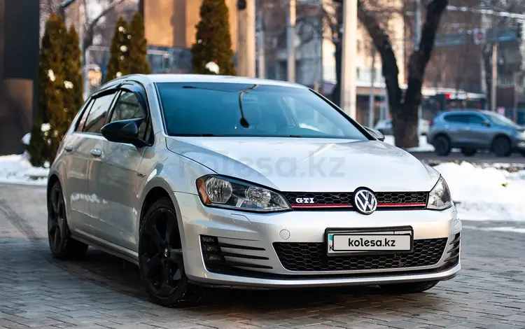 Volkswagen Golf 2015 года за 10 000 000 тг. в Алматы