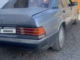 Mercedes-Benz 190 1992 годаүшін700 000 тг. в Усть-Каменогорск – фото 4