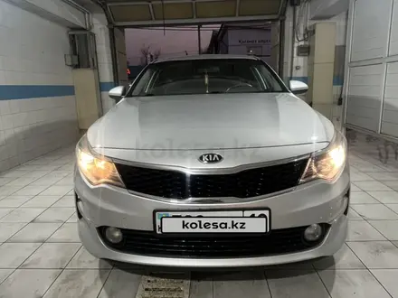 Kia K5 2017 года за 6 700 000 тг. в Алматы – фото 2