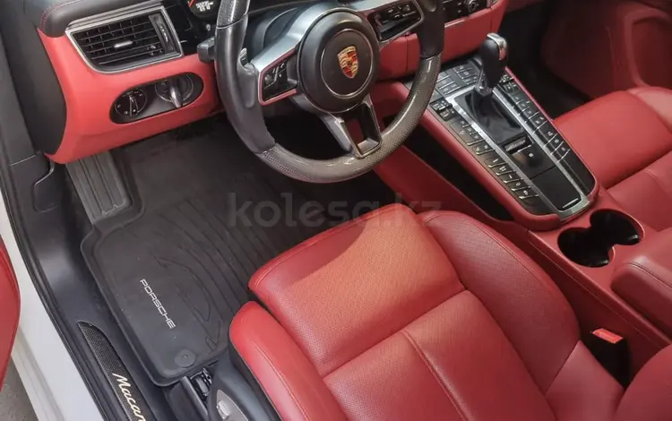 Porsche Macan 2015 года за 15 800 000 тг. в Алматы